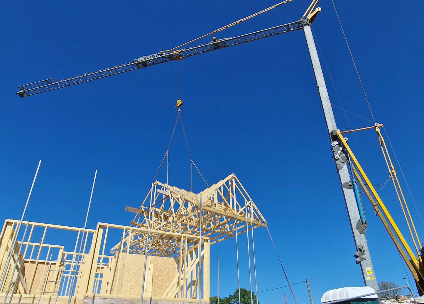 San Marco SMH321 Pedestrian Tower Crane – 32m Reach, 4 Ton Capacity
